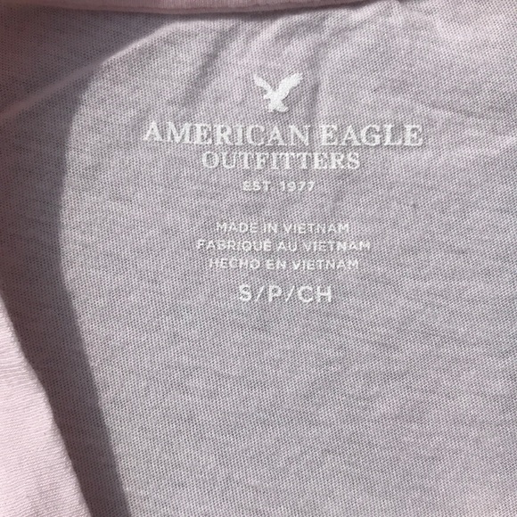 AE tee size S - Picture 4 of 4